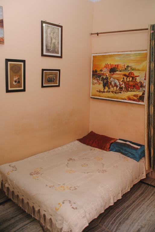 Karina Art Home Stay Bikaner Room photo